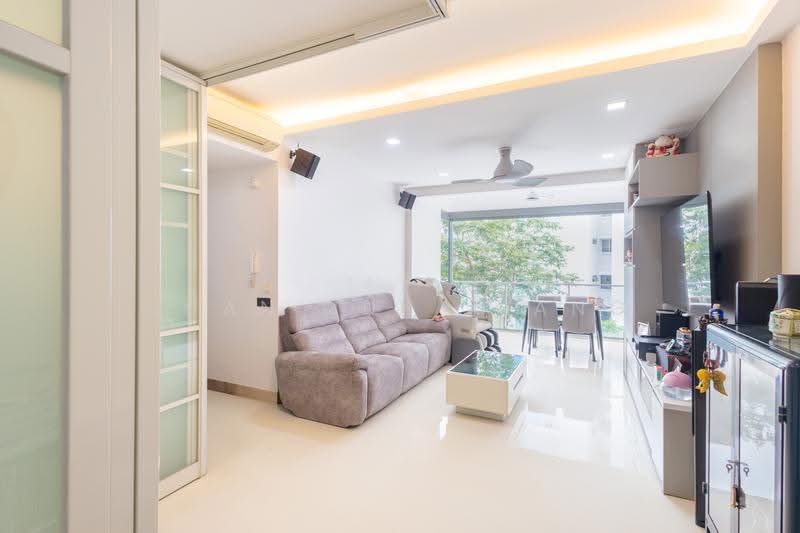 Waterfront Waves, 762 Bedok Reservoir Road, Bedok / Upper East Coast, 2 Bedrooms, 969 sqft, Condominium For Sale, by Chan Jun Xiang, 500250402 - Living Room - PropertyGuru.com.sg