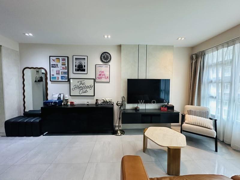 93A Telok Blangah Street 31, 93A Telok Blangah Street 31, Harbourfront / Telok Blangah, 3 Bedrooms, 1,001 sqft, HDB Flat For Sale, by Zachary Wong, 500250405 - Living Room - PropertyGuru.com.sg