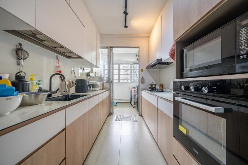 222A Bedok North Drive, 222A Bedok North Drive, Bedok / Upper East Coast, 3 Bedrooms, 1,001 sqft, HDB Flat For Sale, by Lee Heng Wei, 500250411 - PropertyGuru.com.sg