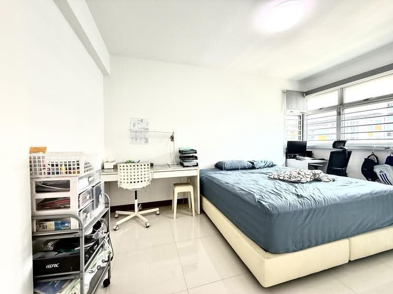 293A Bukit Batok Street 21, 293A Bukit Batok Street 21, Dairy Farm / Bukit Panjang / Choa Chu Kang, 3 Bedrooms, 1,216 sqft, HDB Flat For Sale, by Lucas Lee, 500250415 - Bedroom - PropertyGuru.com.sg