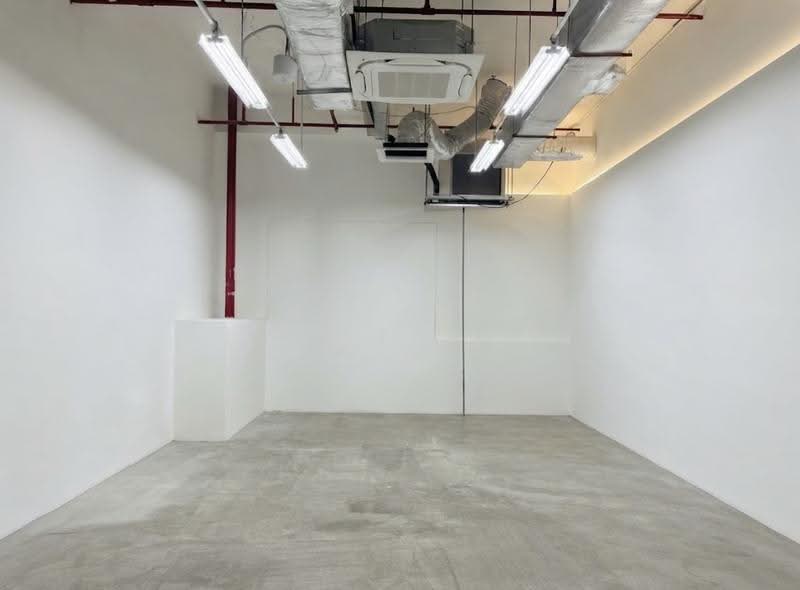 Henderson Building, 221 Henderson Road, Alexandra / Commonwealth, 1,884 sqft, Light Industrial (B1) For Rent, by Paige Mou, 500250417 - Interior - CommercialGuru.com.sg