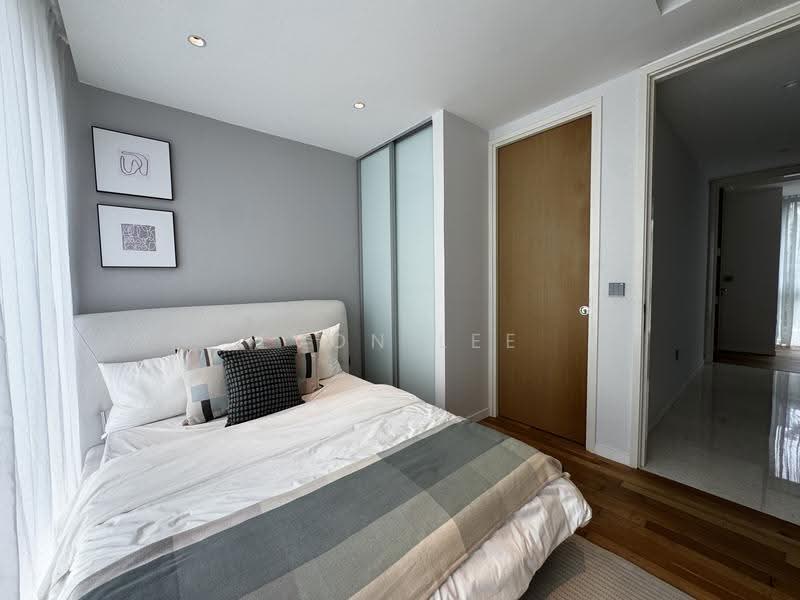 Big Discount! Beautiful Townhouse Near Reservoir, Sembawang / Yishun, 5 Bedrooms, 4,672 sqft, Cluster House For Sale, by Evon Lee, 500250425 - Bedroom - PropertyGuru.com.sg