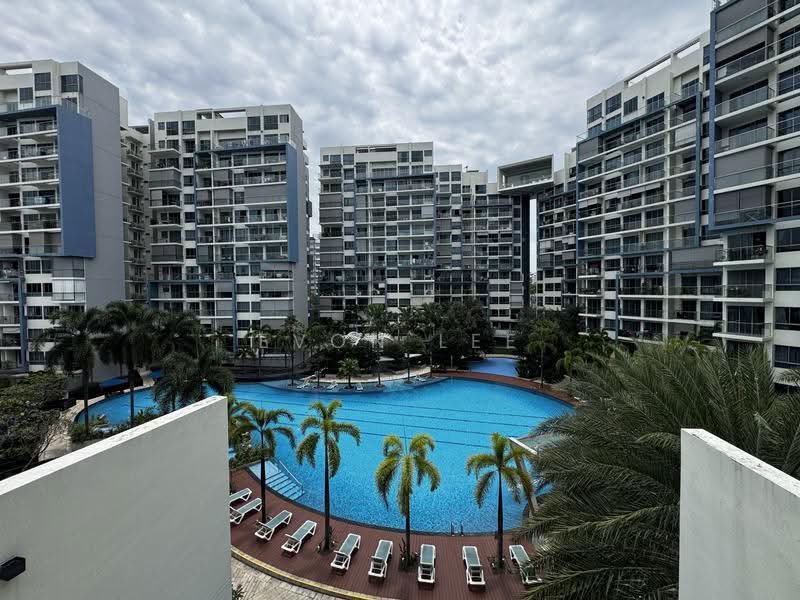 Big Discount! Beautiful Townhouse Near Reservoir, Sembawang / Yishun, 5 Bedrooms, 4,672 sqft, Cluster House For Sale, by Evon Lee, 500250425 - Exterior - PropertyGuru.com.sg