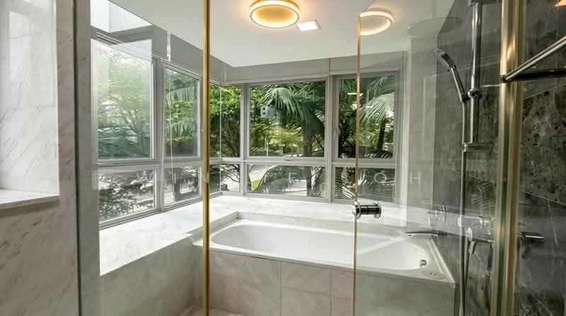 Nathan Residences, 25 Nathan Road, Tanglin / Holland / Bukit Timah, 2 Bedrooms, 775 sqft, Condominium For Sale, by Meg Goh, 500250433 - Bathroom - PropertyGuru.com.sg