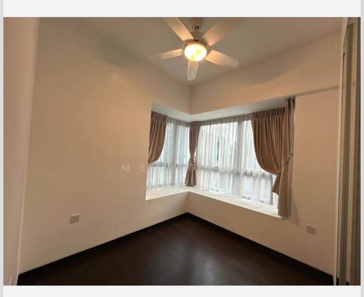Nathan Residences, 25 Nathan Road, Tanglin / Holland / Bukit Timah, 2 Bedrooms, 775 sqft, Condominium For Sale, by Meg Goh, 500250433 - Master bedroom - PropertyGuru.com.sg