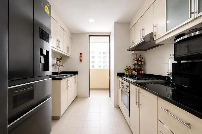 The Warren, 57 Choa Chu Kang Loop, Dairy Farm / Bukit Panjang / Choa Chu Kang, 3 Bedrooms, 1,238 sqft, Apartment For Sale, by Alex Lim, 500250438 - Kitchen - PropertyGuru.com.sg