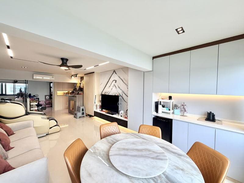 171 Ang Mo Kio Avenue 4, 171 Ang Mo Kio Avenue 4, Ang Mo Kio / Bishan / Thomson, 4 Bedrooms, 1,367 sqft, HDB Flat For Sale, by TJHAI C. (TJ), 500250446 - Living Room - PropertyGuru.com.sg