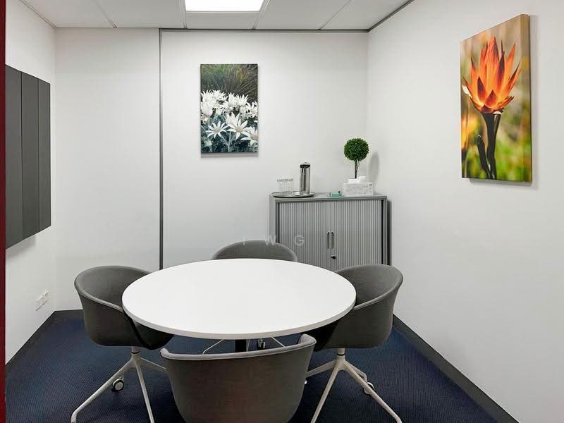 Fortune Centre, 190 Middle Road, Beach Road / Bugis / Rochor, 538 sqft, Office For Rent, by Regus Singapore, 500250448 - Study - CommercialGuru.com.sg