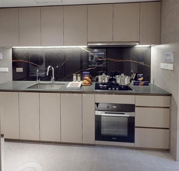 More Than $500,000 Discount! Brand New Penthouse Near MRT Station!, East Coast / Marine Parade, 5 Bedrooms, 2,659 sqft, Condominium For Sale, by Evon Lee, 500250454 - Kitchen - PropertyGuru.com.sg