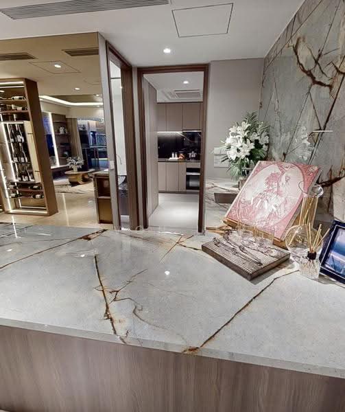 More Than $500,000 Discount! Brand New Penthouse Near MRT Station!, East Coast / Marine Parade, 5 Bedrooms, 2,659 sqft, Condominium For Sale, by Evon Lee, 500250454 - Living Room - PropertyGuru.com.sg