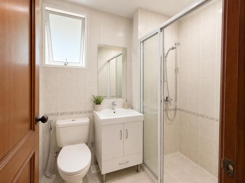 The Tropica, 51 Tampines Avenue 1, Pasir Ris / Tampines, 3 Bedrooms, 1,238 sqft, Condominium For Sale, by Liew Derrick, 500250459 - Bathroom - PropertyGuru.com.sg