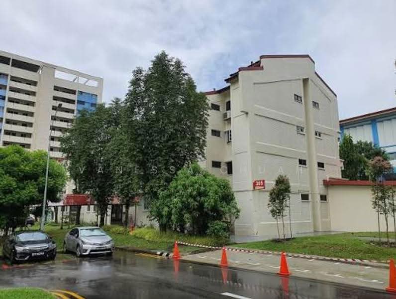321 Hougang Avenue 5, 321 Hougang Avenue 5, Hougang / Punggol / Sengkang, 3 Bedrooms, 1,001 sqft, HDB Flat For Sale, by Vanessa Chuah, 500250480 - Exterior - PropertyGuru.com.sg