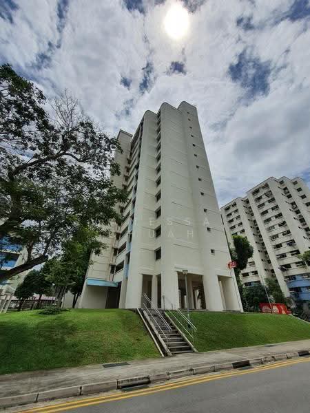 321 Hougang Avenue 5, 321 Hougang Avenue 5, Hougang / Punggol / Sengkang, 3 Bedrooms, 1,001 sqft, HDB Flat For Sale, by Vanessa Chuah, 500250480 - PropertyGuru.com.sg