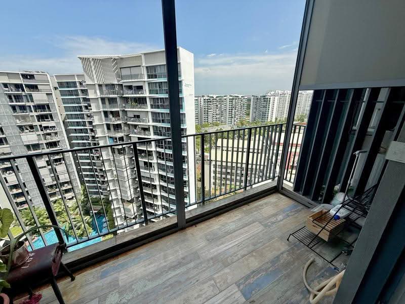 Boathouse Residences, 33 Upper Serangoon View, Hougang / Punggol / Sengkang, 2 Bedrooms, 732 sqft, Condominium For Sale, by Grayce Tan, 500250485 - Balcony - PropertyGuru.com.sg