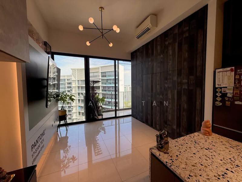 Boathouse Residences, 33 Upper Serangoon View, Hougang / Punggol / Sengkang, 2 Bedrooms, 732 sqft, Condominium For Sale, by Grayce Tan, 500250485 - Living Room - PropertyGuru.com.sg