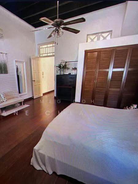 Cairnhill Road Conservation house, Cairnhill Road, Orchard / River Valley, 3 Bedrooms, 1,700 sqft, Terraced House For Rent, by Meg Goh, 500250493 - PropertyGuru.com.sg