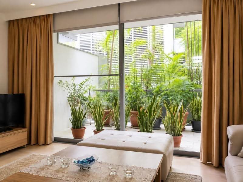 Gilstead Brooks, 39 Gilstead Road, Newton / Novena, 5 Bedrooms, 2,905 sqft, Cluster House For Sale, by Evonne Tang, 500250494 - Living Room - PropertyGuru.com.sg