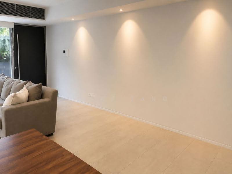 Gilstead Brooks, 39 Gilstead Road, Newton / Novena, 5 Bedrooms, 2,905 sqft, Cluster House For Sale, by Evonne Tang, 500250494 - Living Room - PropertyGuru.com.sg