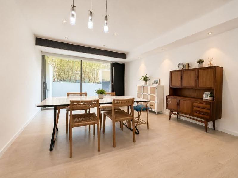 Gilstead Brooks, 39 Gilstead Road, Newton / Novena, 5 Bedrooms, 2,905 sqft, Cluster House For Sale, by Evonne Tang, 500250494 - Dining Room - PropertyGuru.com.sg