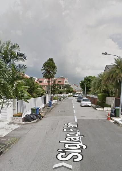 Exclusive Listing! Bungalow at Frankel!, Siglap Plain, East Coast / Marine Parade, 2 Bedrooms, 1,500 sqft, Detached House For Sale, by Andrea Boo, 500250505 - Exterior - PropertyGuru.com.sg