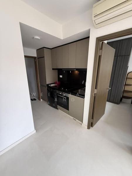 Liv on Wilkie, Wilkie Terrace, Orchard / River Valley, Room Rental, 400 sqft, Apartment For Rent, by Wee Siang Ang, 500250512 - Kitchen - PropertyGuru.com.sg