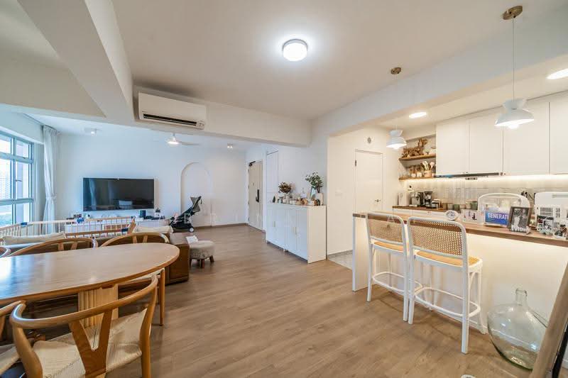 228A Punggol Field, 228A Punggol Field, Hougang / Punggol / Sengkang, 3 Bedrooms, 1,001 sqft, HDB Flat For Sale, by Sabrina Chai, 500250513 - Living Room - PropertyGuru.com.sg