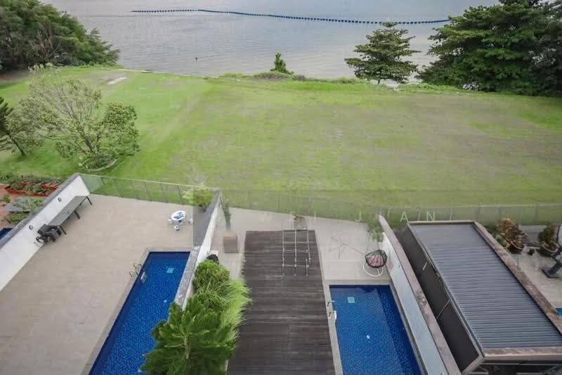 Breathtaking 3.5-Storey Seaside Detached with Lift and Basement, Wak Hassan Drive/Wak Hassan/Sembawang Park/Sembawang/Yishun, Sembawang / Yishun, 8 Bedrooms, 8,442 sqft, Bungalow House For Sale, by Yeong Wei Jian, 500250517 - PropertyGuru.com.sg