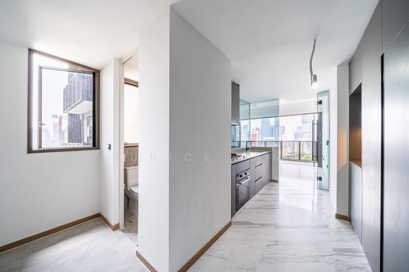 The Landmark, 173 Chin Swee Road, Alexandra / Commonwealth, 3 Bedrooms, 1,141 sqft, Condominium For Sale, by Eunice Lam, 500250527 - Kitchen - PropertyGuru.com.sg