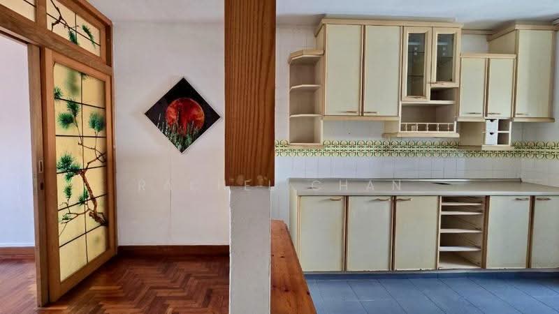 423 Pasir Ris Drive 6, 423 Pasir Ris Drive 6, Pasir Ris / Tampines, 3 Bedrooms, 1,216 sqft, HDB Flat For Sale, by Rachel Chan, 500250534 - Kitchen - PropertyGuru.com.sg