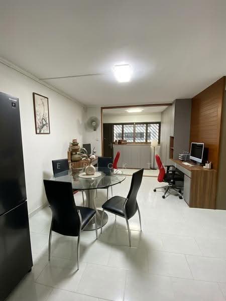 366 Yishun Ring Road, 366 Yishun Ring Road, Sembawang / Yishun, 3 Bedrooms, 1,313 sqft, HDB Flat For Sale, by Derrick Tai, 500250538 - Dining Room - PropertyGuru.com.sg
