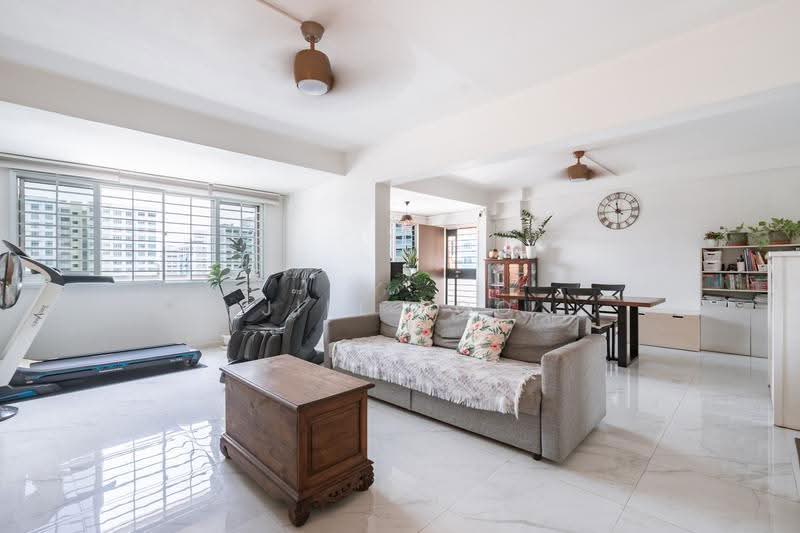 441 Fajar Road, 441 Fajar Road, Dairy Farm / Bukit Panjang / Choa Chu Kang, 3 Bedrooms, 1,302 sqft, HDB Flat For Sale, by Jill Poo, 500250546 - Living Room - PropertyGuru.com.sg