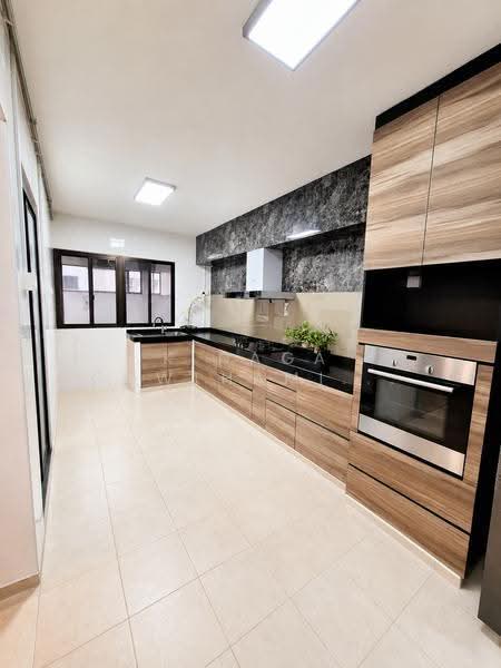 145 Rivervale Drive, 145 Rivervale Drive, Hougang / Punggol / Sengkang, 3 Bedrooms, 1,249 sqft, HDB Flat For Sale, by K Naga Gowthami(Naga), 500250551 - Kitchen - PropertyGuru.com.sg