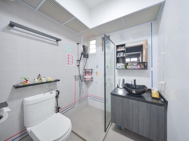 622A Tampines Avenue 12, 622A Tampines Avenue 12, Pasir Ris / Tampines, 3 Bedrooms, 1,001 sqft, HDB Flat For Sale, by Rachel Chiam, 500250553 - Bathroom - PropertyGuru.com.sg