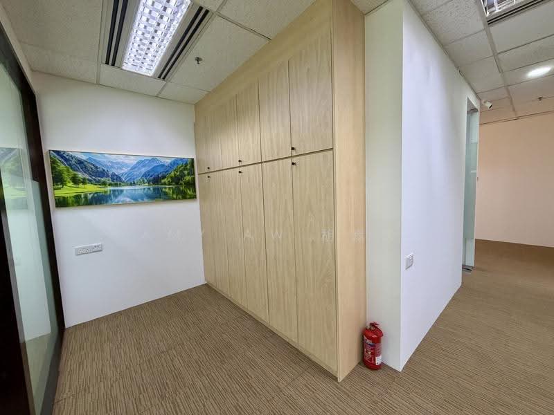 RAFFLES PLACE | Fitted Office | Good Natural Light | In Good Conditions |, Raffles Place MRT, Boat Quay / Raffles Place / Marina, 1,292 sqft, Office For Rent, by Amy Aw 胡嘉薇, 500250555 - CommercialGuru.com.sg