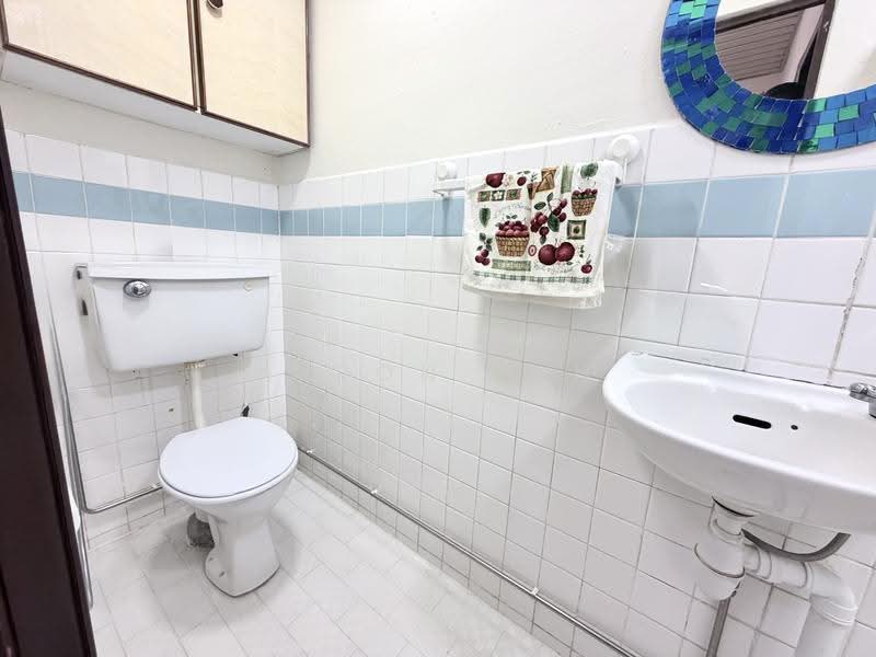Hillview Estate, Jalan Gumilang, Dairy Farm / Bukit Panjang / Choa Chu Kang, 4 Bedrooms, 2,300 sqft, Terraced House For Rent, by Aeron Tan, 500250561 - PropertyGuru.com.sg