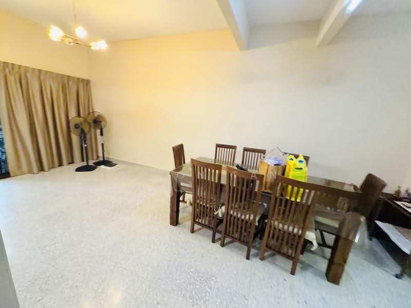 Hillview Estate, Jalan Gumilang, Dairy Farm / Bukit Panjang / Choa Chu Kang, 4 Bedrooms, 2,300 sqft, Terraced House For Rent, by Aeron Tan, 500250561 - PropertyGuru.com.sg