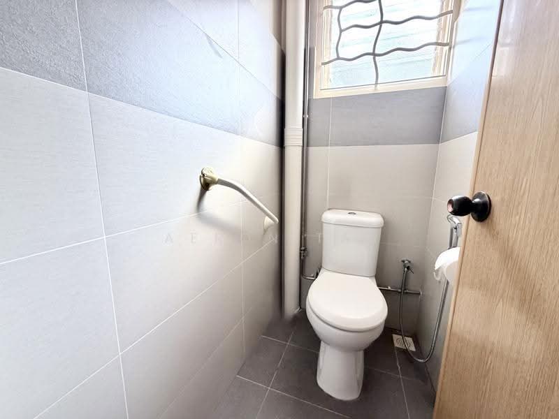 Hillview Estate, Jalan Gumilang, Dairy Farm / Bukit Panjang / Choa Chu Kang, 4 Bedrooms, 2,300 sqft, Terraced House For Rent, by Aeron Tan, 500250561 - PropertyGuru.com.sg