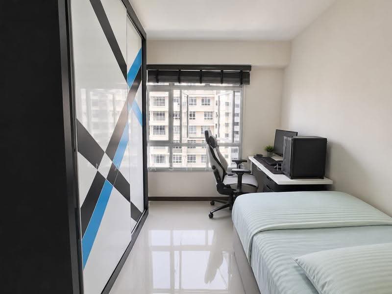 222A Bedok North Drive, 222A Bedok North Drive, Bedok / Upper East Coast, 3 Bedrooms, 990 sqft, HDB Flat For Sale, by Natasha Goh, 500250566 - Bedroom - PropertyGuru.com.sg