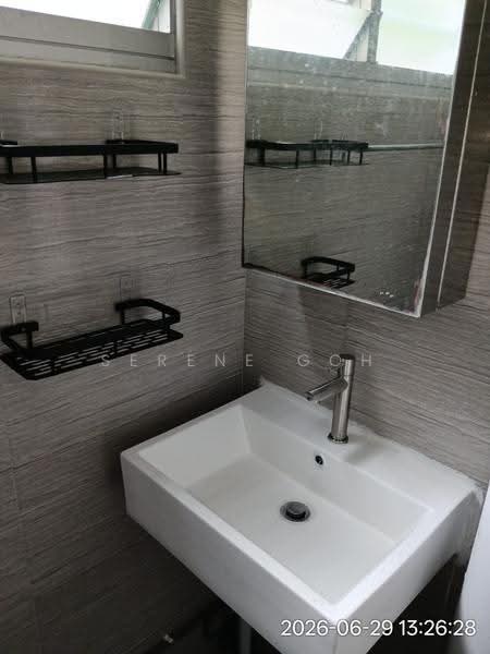 111 Woodlands Street 13, 111 Woodlands Street 13, Admiralty / Woodlands, 2 Bedrooms, 1,539 sqft, HDB Flat For Rent, by Serene Goh, 500250574 - Bathroom - PropertyGuru.com.sg