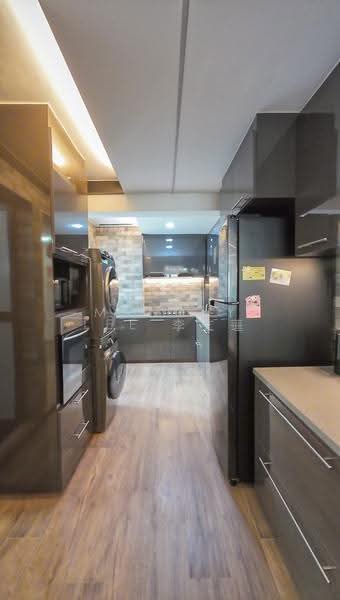 553 Ang Mo Kio Avenue 10, 553 Ang Mo Kio Avenue 10, Ang Mo Kio / Bishan / Thomson, 3 Bedrooms, 1,281 sqft, HDB Flat For Sale, by Mandhy Lee 李艾蓮, 500250581 - Kitchen - PropertyGuru.com.sg