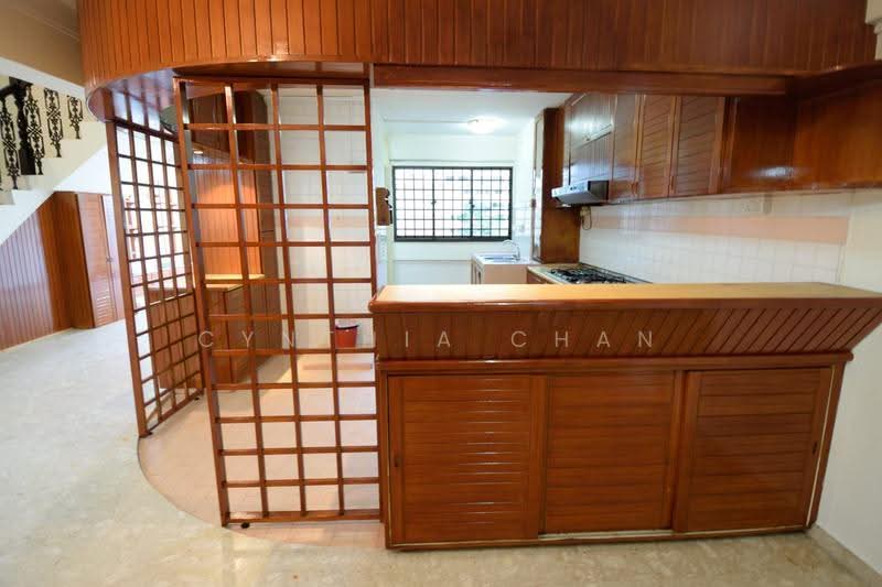 145 Bedok Reservoir Road, 145 Bedok Reservoir Road, Bedok / Upper East Coast, 3 Bedrooms, 1,539 sqft, HDB Flat For Sale, by Cynthia Chan, 500250588 - Kitchen - PropertyGuru.com.sg