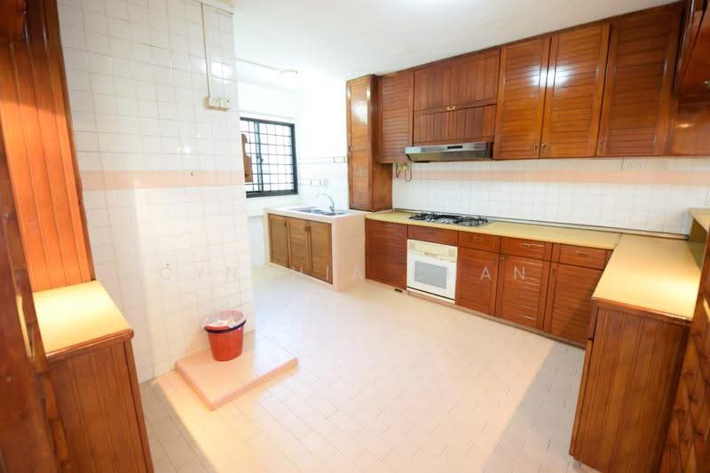 145 Bedok Reservoir Road, 145 Bedok Reservoir Road, Bedok / Upper East Coast, 3 Bedrooms, 1,539 sqft, HDB Flat For Sale, by Cynthia Chan, 500250588 - Kitchen - PropertyGuru.com.sg