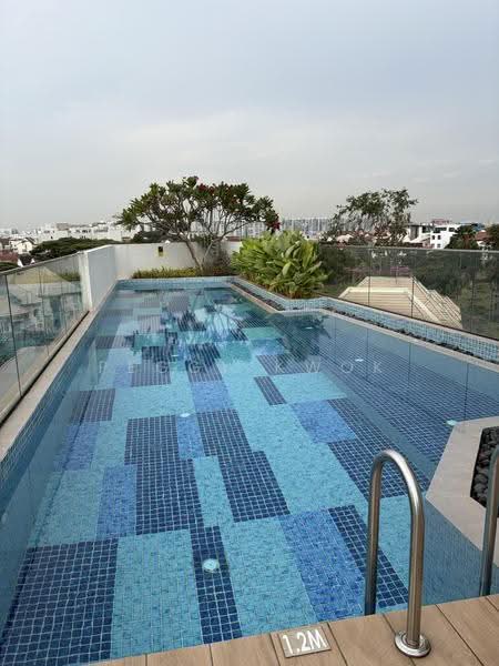 Parkwood Residences, 208 Yio Chu Kang Road, Hougang / Punggol / Sengkang, 3 Bedrooms, 936 sqft, Condominium For Sale, by Peggy Kwok, 500250600 - Pool - PropertyGuru.com.sg