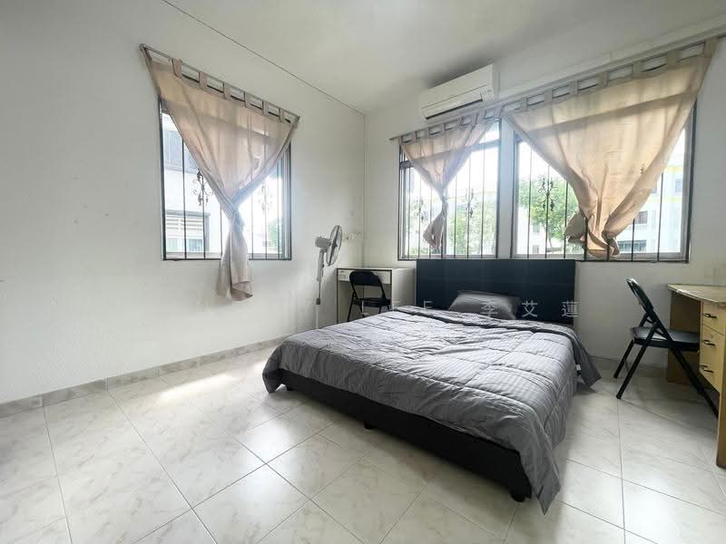 345A Telok Kurau Road, Telok Kurau Road, East Coast / Marine Parade, 3 Bedrooms, 1,356 sqft, Walk-up Apartment For Sale, by Mandhy Lee 李艾蓮, 500250601 - Bedroom - PropertyGuru.com.sg