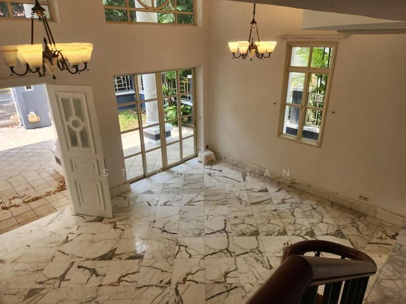 Holland Grove, Holland Grove View, Tanglin / Holland / Bukit Timah, 4 Bedrooms, 3,500 sqft, Semi-Detached House For Rent, by Stephen Tan, 500250606 - Entrance - PropertyGuru.com.sg