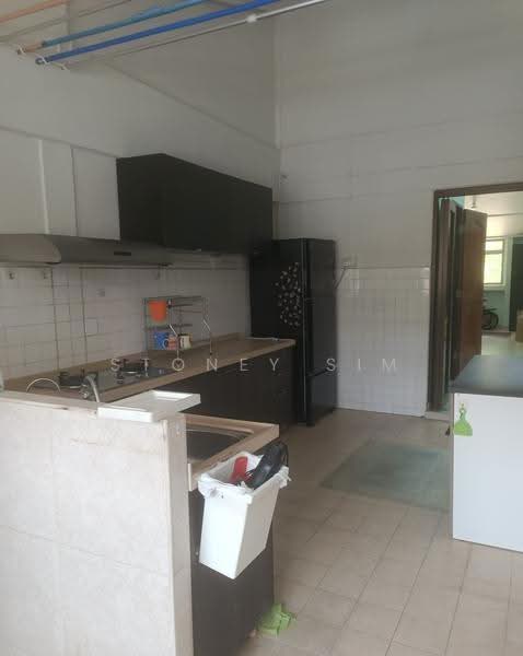 721 Clementi West Street 2, 721 Clementi West Street 2, Buona Vista / West Coast / Clementi New Town, 2 Bedrooms, 904 sqft, HDB Flat For Sale, by Stoney Sim, 500250607 - Kitchen - PropertyGuru.com.sg