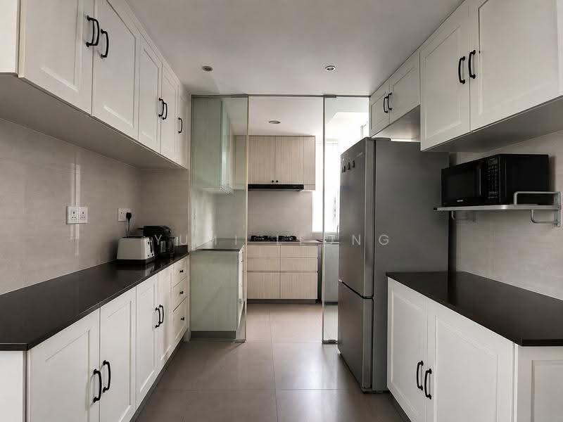 Central Grove, 1 Geylang East Avenue 1, Eunos / Geylang / Paya Lebar, 3 Bedrooms, 1,173 sqft, Condominium For Sale, by Yumi Leong, 500250609 - Kitchen - PropertyGuru.com.sg