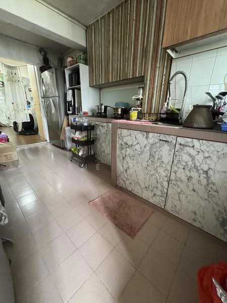 209 Boon Lay Place, 209 Boon Lay Place, Boon Lay / Jurong / Tuas, 6 Bedrooms, 1,399 sqft, HDB Flat For Sale, by Sue Ooi, 500250610 - Kitchen - PropertyGuru.com.sg
