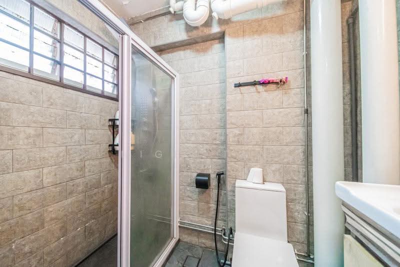 481 Pasir Ris Drive 4, 481 Pasir Ris Drive 4, Pasir Ris / Tampines, 3 Bedrooms, 1,130 sqft, HDB Flat For Sale, by Nigel Tan, 500250643 - Bathroom - PropertyGuru.com.sg