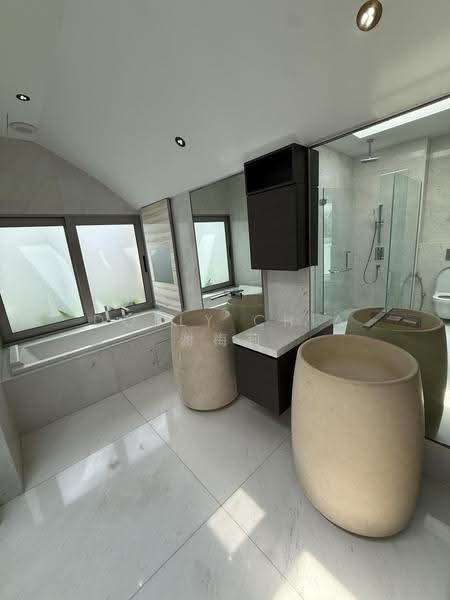 White House Residence, 67 Stevens Road, Tanglin / Holland / Bukit Timah, 5 Bedrooms, 5,963 sqft, Condominium For Rent, by Dolly Chia 谢梅莉, 500250657 - Bathroom - PropertyGuru.com.sg